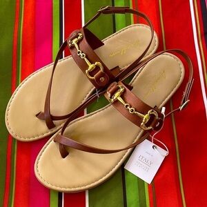 Brand New Genuine Leather Made in Italy Brown w/ Gold Tone Accent Sandals
